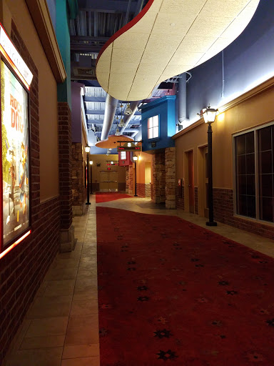 Movie Theater «Regal Cinemas St. Louis Mills 18 & IMAX», reviews and photos, 5555 St.Louis Mills Blvd, Hazelwood, MO 63042, USA