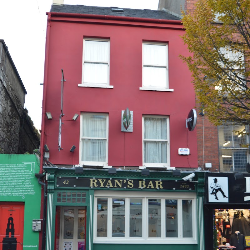 Ryan's Bar