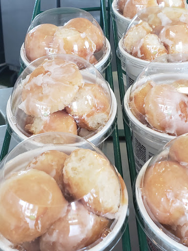 Bakery «Krispy Kreme Doughnuts», reviews and photos, 2809 W March Ln, Stockton, CA 95219, USA
