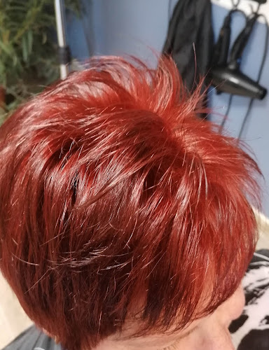 Comentarii opinii despre Marianna Családi Fodrászat