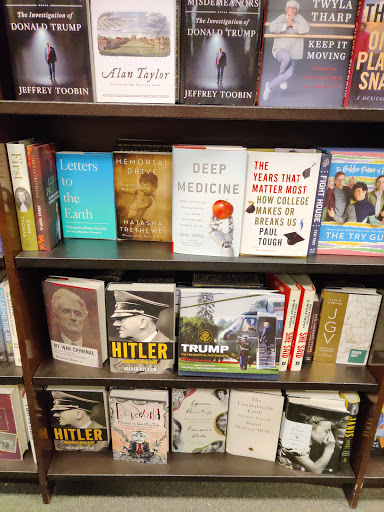 Book Store «Barnes & Noble», reviews and photos, 2000 E Rio Salado Pkwy #1032, Tempe, AZ 85281, USA