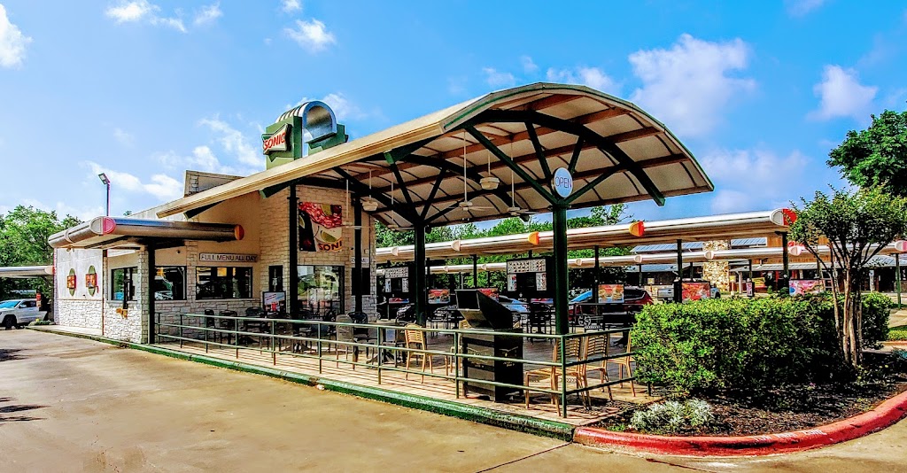 Sonic Drive-In 77840