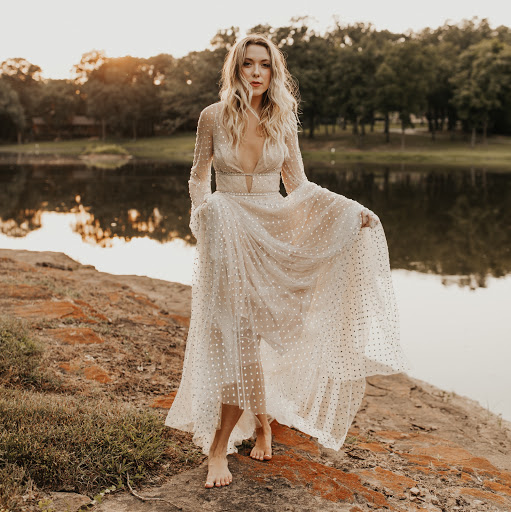 Bridal Shop «a&bé bridal shop dallas», reviews and photos, 154 Glass St #110, Dallas, TX 75207, USA