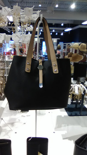 Fashion Accessories Store «Charming Charlie», reviews and photos, 364 W Army Trail Rd, Bloomingdale, IL 60108, USA