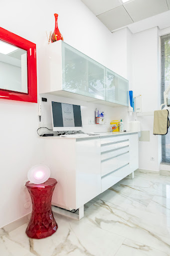 Clínica Dental Dra. Fanny Tapia en Azuqueca de Henares, Guadalajara
