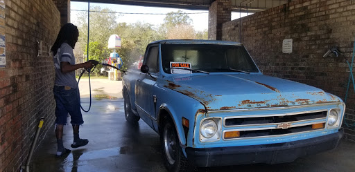 Joe's Delicate Touch Carwash en Luling