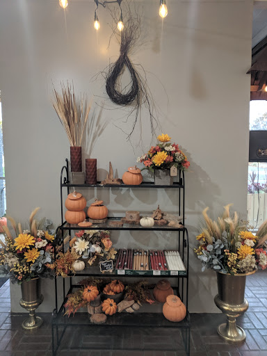 Florist «Kent Floral Co.», reviews and photos, 1109 S Water St, Kent, OH 44240, USA