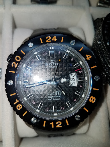 Pawn Shop «EZ Pawn Corp», reviews and photos, 45-21 Queens Blvd, Sunnyside, NY 11104, USA