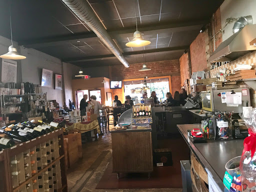Winery «Red Or White Wine Discount Center», reviews and photos, 323 De La Mare Ave # A, Fairhope, AL 36532, USA