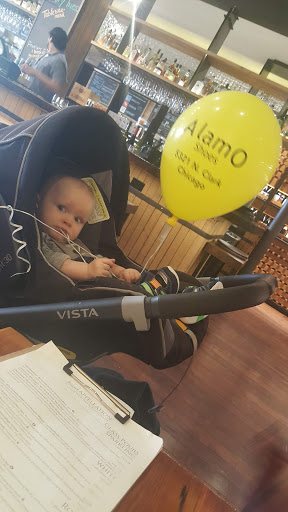 Shoe Store «Alamo Shoes», reviews and photos, 5321 N Clark St, Chicago, IL 60640, USA