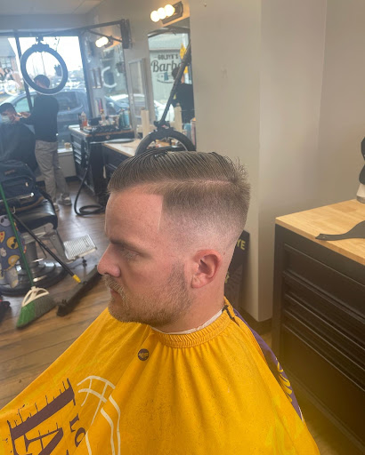 Barber Shop «US Male Modern Barber Shop», reviews and photos, 211 E Main St, Newark, DE 19711, USA