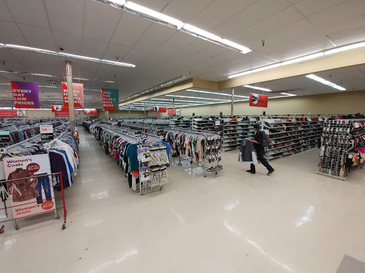 Thrift Store «Savers», reviews and photos