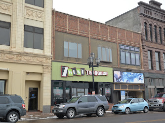 7 West TapHouse - Duluth downtown
