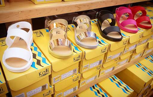 Beauty Supply Store «J & J Beauty Supply», reviews and photos, 2468 M.L.K. Jr Dr SW, Atlanta, GA 30311, USA