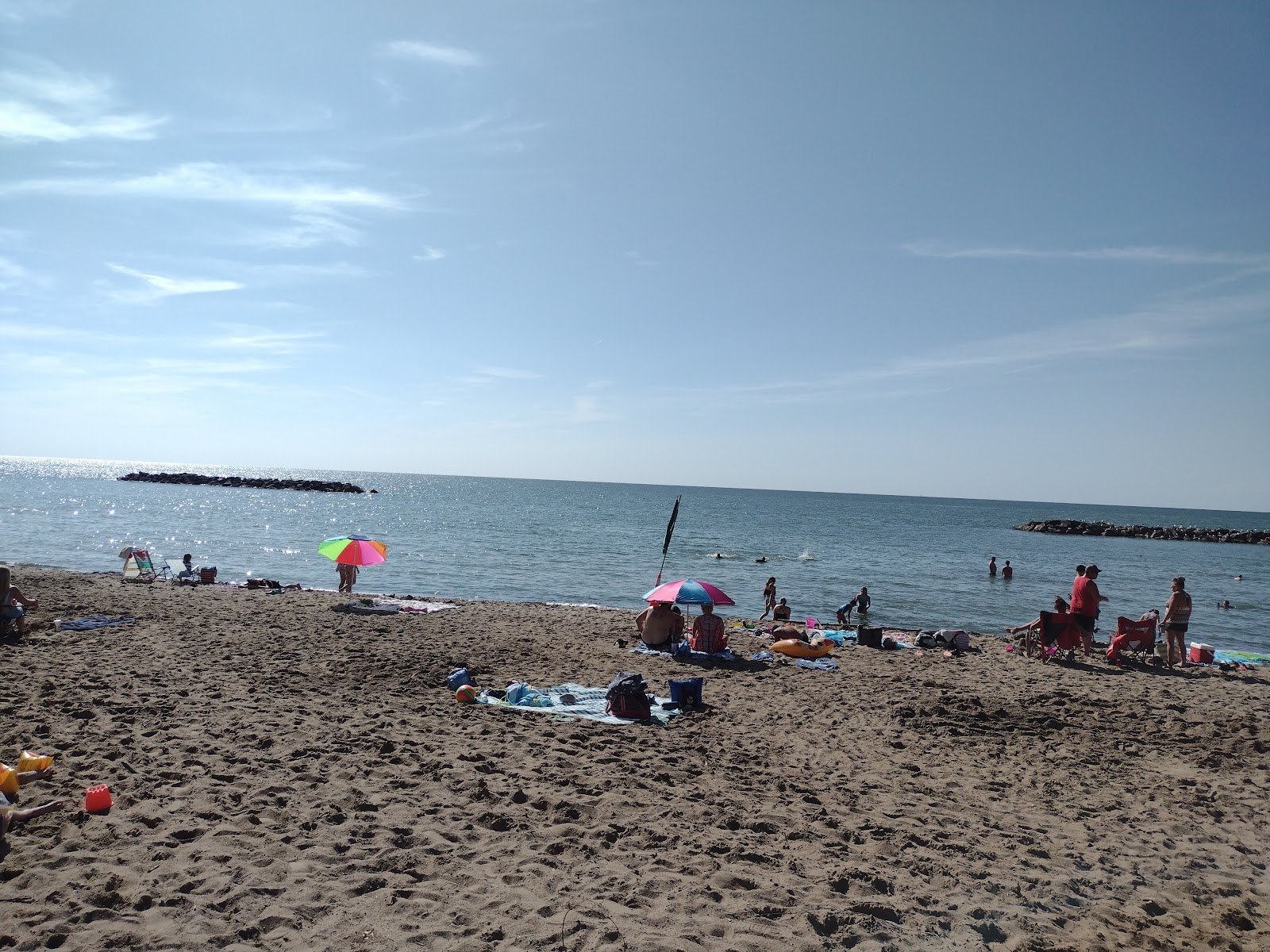 Φωτογραφία του Erie Beach με μπεζ άμμος επιφάνεια
