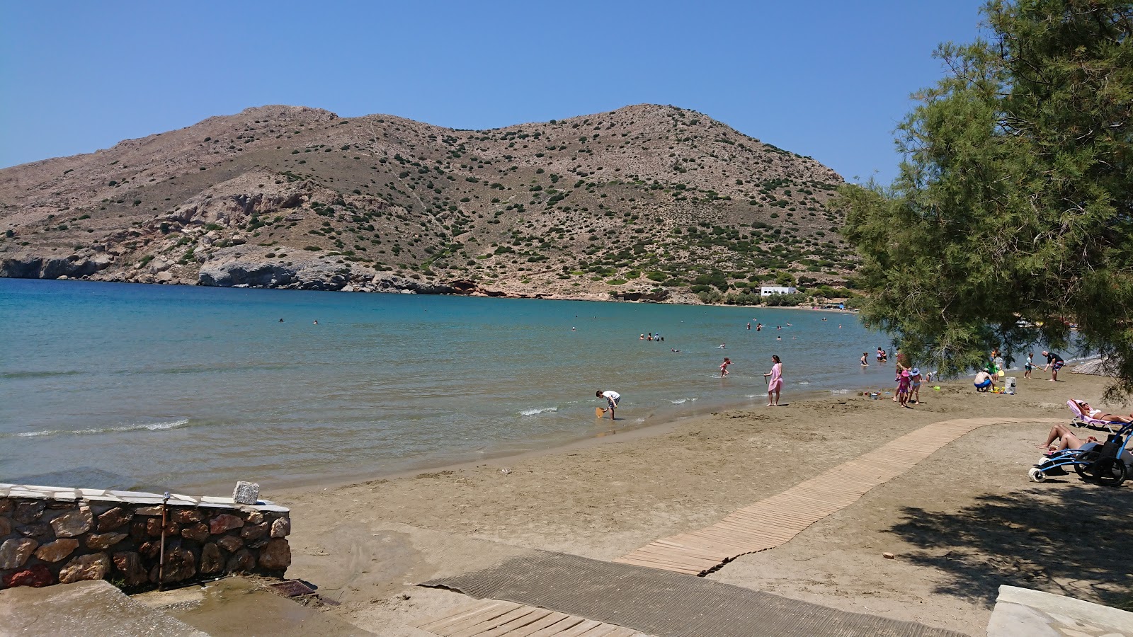 Galissas beach'in fotoğrafı imkanlar alanı