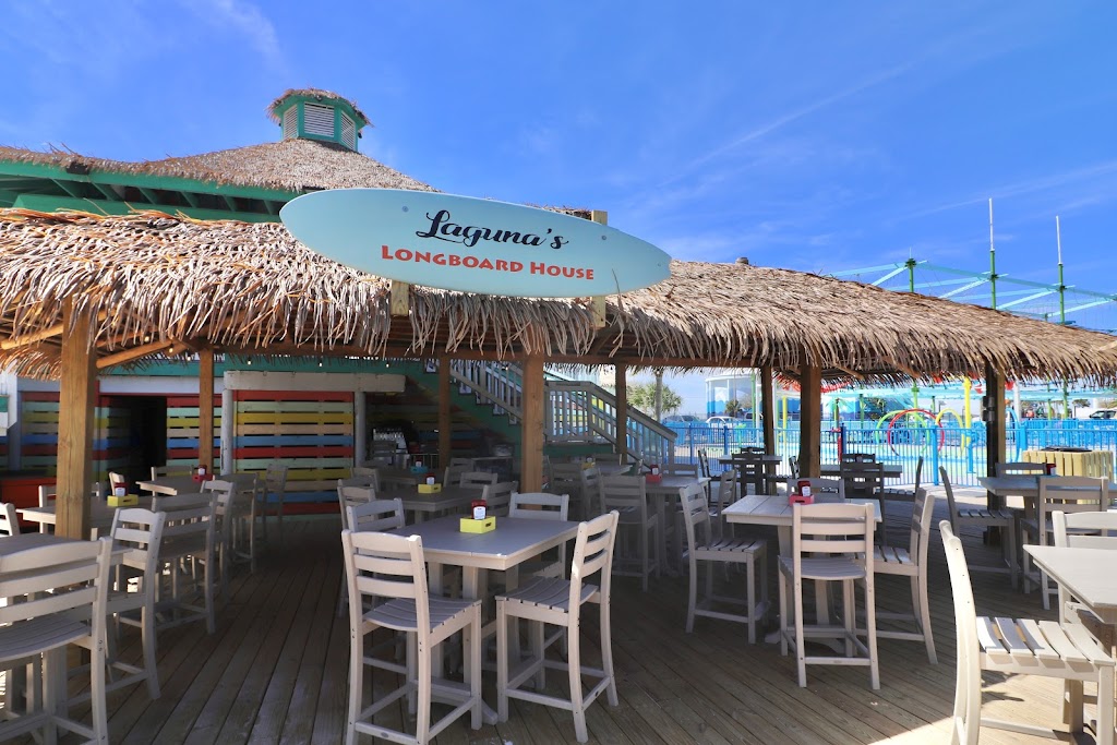 Laguna's Beach Bar + Grill 32561