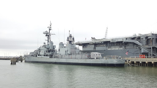 Museum «USS Yorktown CV-10», reviews and photos, 40 Patriots Point Rd, Mt Pleasant, SC 29464, USA