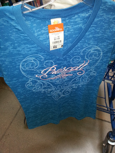 Thrift Store «91st & Northern Goodwill Retail Store & Donation Center», reviews and photos