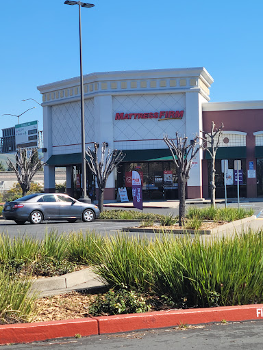 Shopping Mall «Union Landing Shopping Center», reviews and photos, I-880, Union City, CA 94587, USA