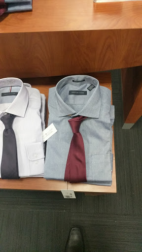 Stores to buy men's vests San Salvador