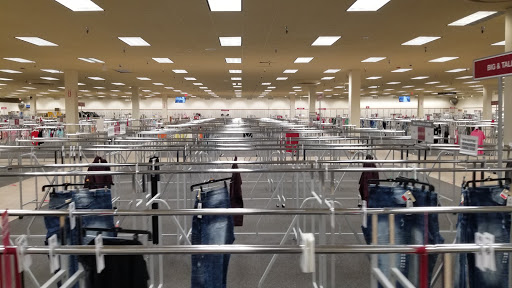 Clothing Store «Burlington Coat Factory», reviews and photos, 1716 Jantzen Beach Center, Portland, OR 97217, USA