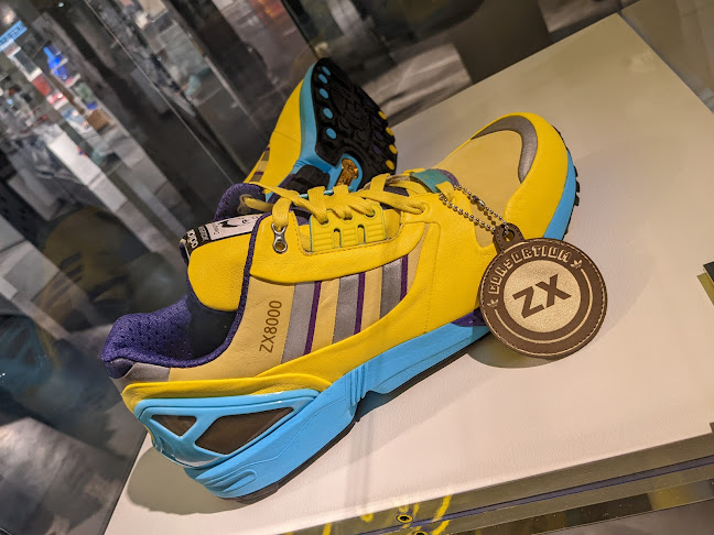 Comments and reviews of adidas Flagship Store London