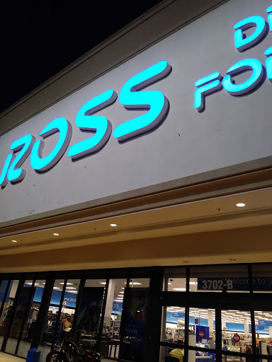 Clothing Store «Burlington Coat Factory», reviews and photos, 3702 E Hammer Ln, Stockton, CA 95212, USA