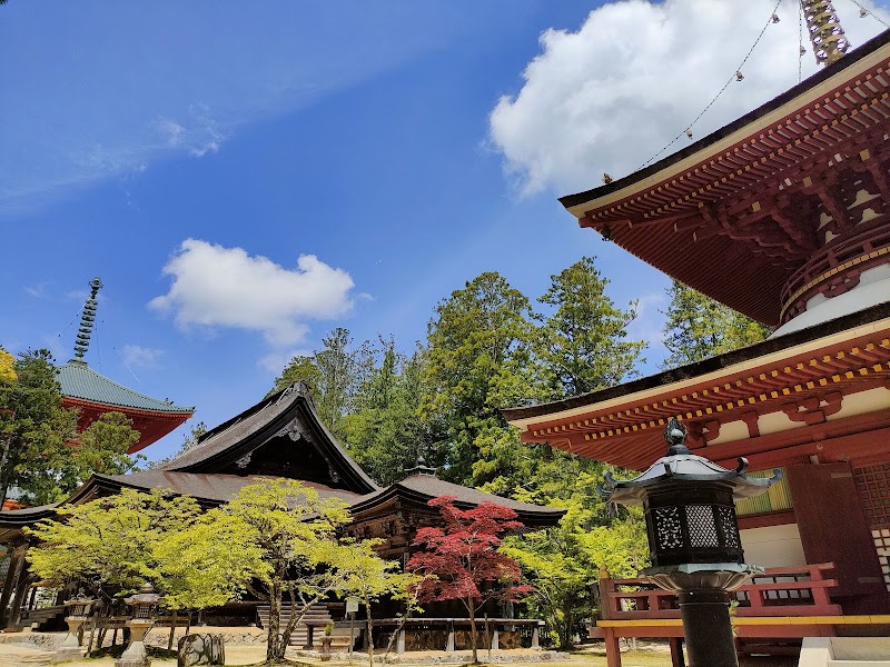 金剛峯寺東塔