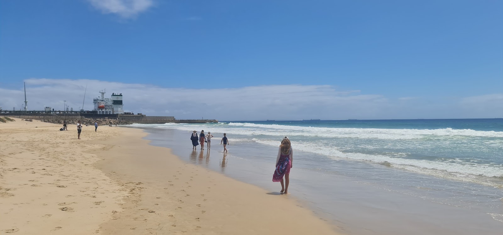 Photo of Kings beach with spacious shore