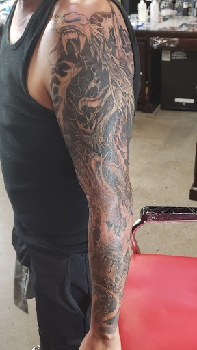 Tattoo Shop «Cryptic Tattoo», reviews and photos, 941 W Foothill Blvd, Azusa, CA 91702, USA