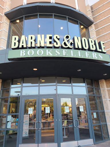 Book Store «Barnes & Noble», reviews and photos, 5959 Triangle Town Blvd, Raleigh, NC 27616, USA