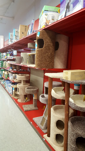 Pet Supply Store «Petco Animal Supplies», reviews and photos, 788 Crossings Rd, Sandusky, OH 44870, USA