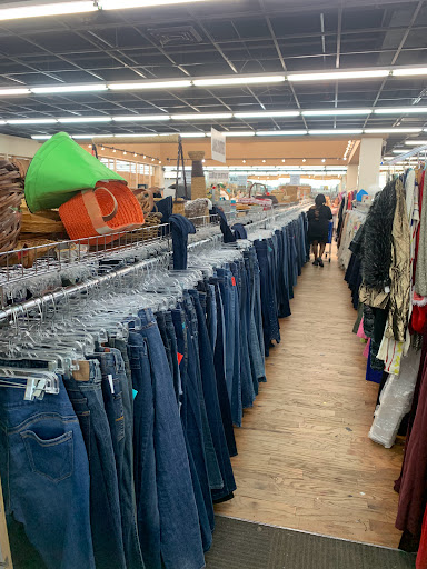 Thrift Store «American Thrift Store», reviews and photos, 5051 N University Dr, Lauderhill, FL 33351, USA