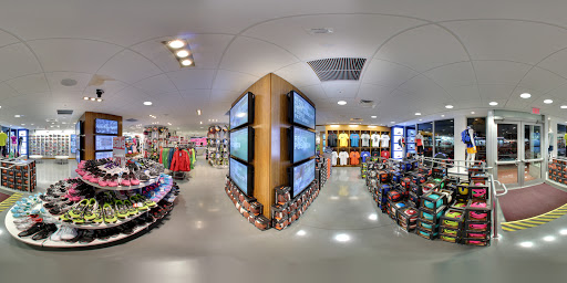 Sporting Goods Store «World Tennis - Alton Sports In Motion», reviews and photos, 1448 Alton Rd, Miami Beach, FL 33139, USA