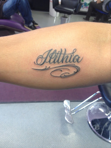 Body Piercing Shop «Bone Deep Tattoos», reviews and photos, 2545 Ventura Blvd, Camarillo, CA 93010, USA