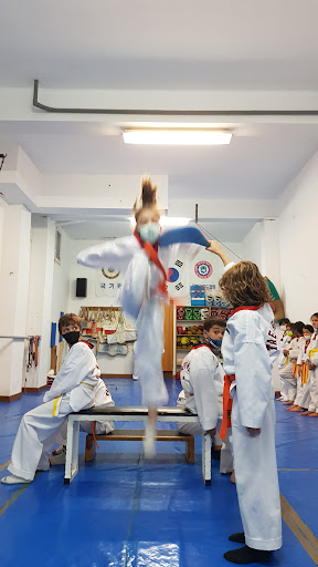 Gimnasio OH en Jaca, Huesca