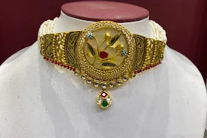 M/s Zinzuwadia Jewellers (Since 1971) image