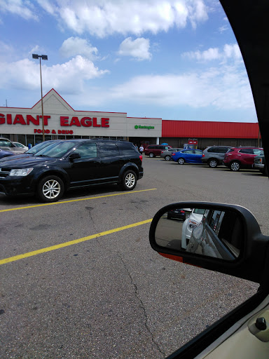 Supermarket «Giant Eagle Supermarket», reviews and photos, 5220 Mahoning Ave, Youngstown, OH 44515, USA