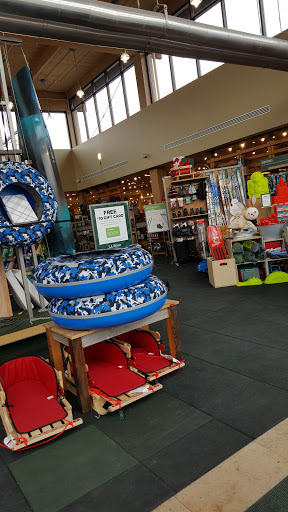 Clothing Store «L.L. Bean», reviews and photos, 8095 Tysons Corner Center, McLean, VA 22102, USA