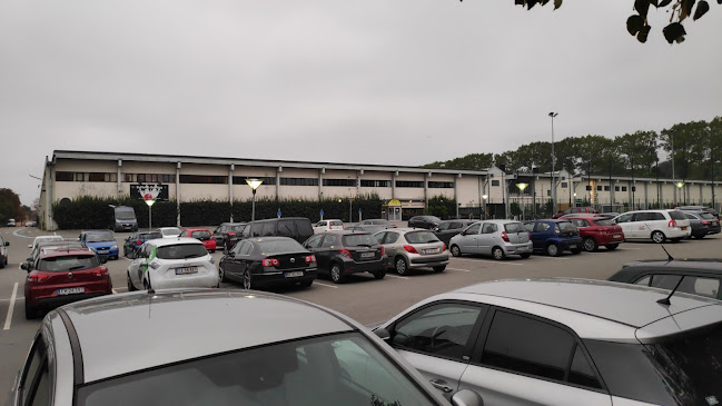 Anmeldelser af Grøndal Multicenters parkeringsplads i Brønshøj-Husum - Parkeringsanlæg