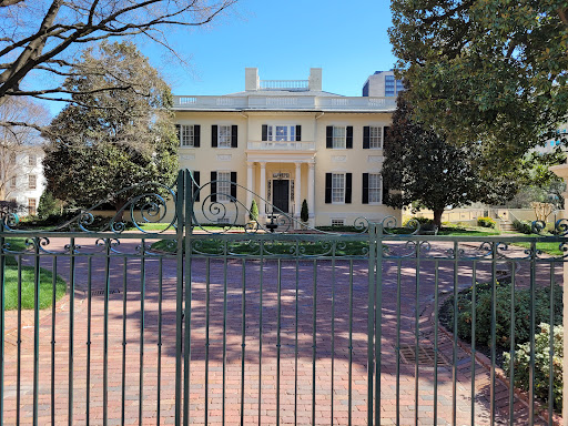 Virginia Executive Mansion, Capitol Sq, Richmond, VA 23219, United States