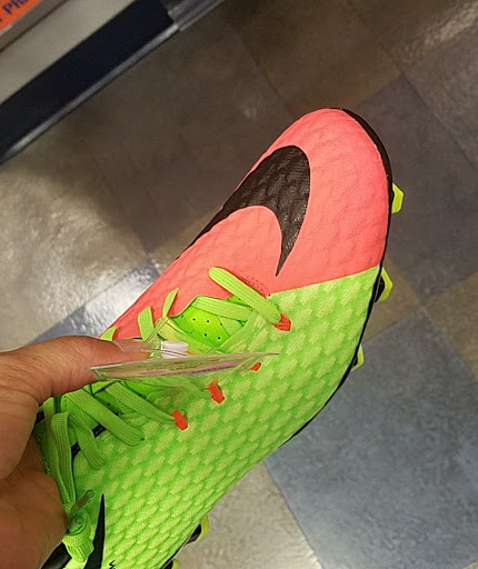 Sporting Goods Store «Big 5 Sporting Goods», reviews and photos, 705 E Birch St, Brea, CA 92821, USA