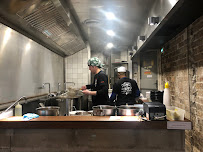 Atmosphère du Restaurant de nouilles (ramen) Menkicchi Ramen à Paris - n°7