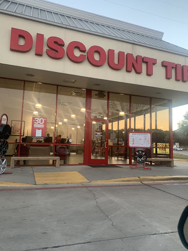 Discount Tire Store, 8550 N MacArthur Blvd, Irving, TX 75063, USA, 