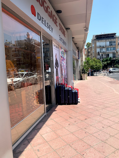 חנויות מזוודות תֵּל אָבִיב-יָפוֹ