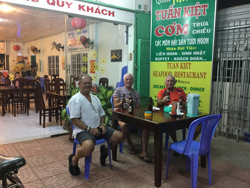 Nhà Hàng Hải Sản Tuấn Kiệt