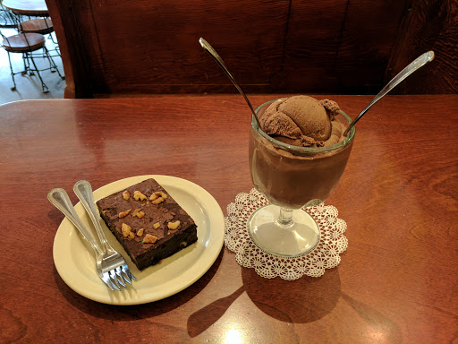 Dessert Shop «Sweet Moses», reviews and photos, 6800 Detroit Ave, Cleveland, OH 44102, USA