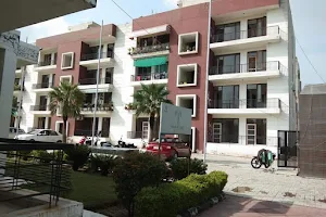 Ubber Palm Heights - Apartments in Derabassi image