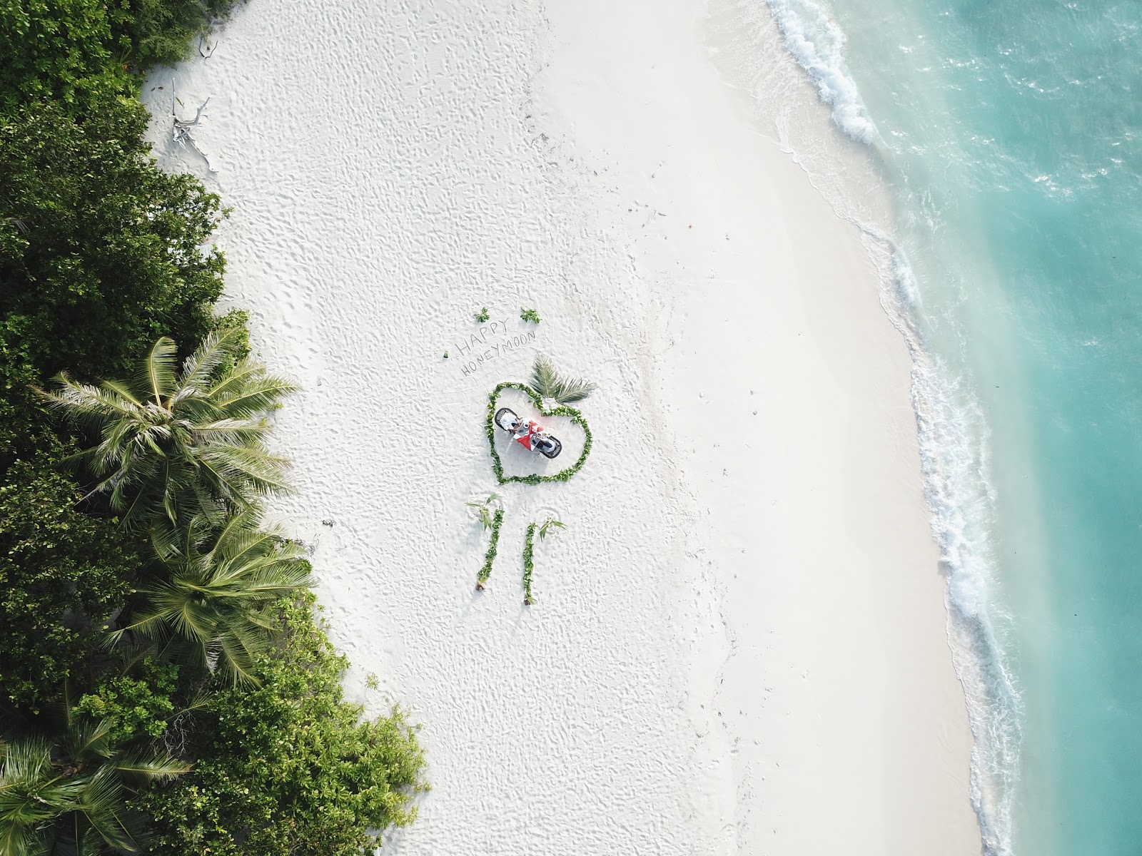 Fodhdhoo Beach'in fotoğrafı - rahatlamayı sevenler arasında popüler bir yer